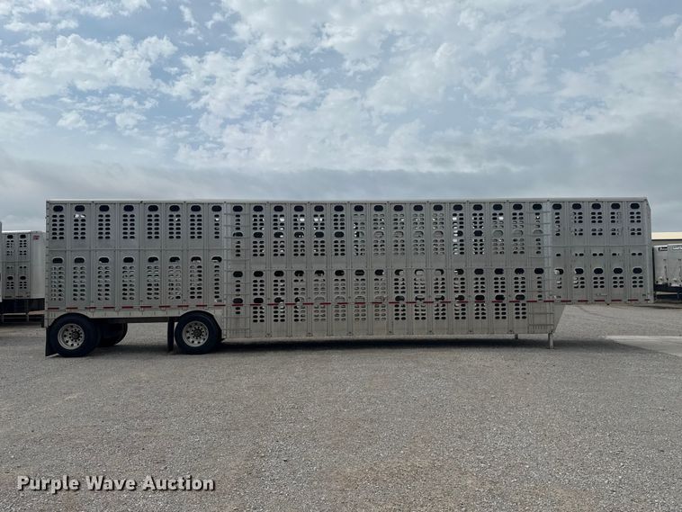 image for item ET6389 2020 Wilson PSDCL-402 livestock trailer