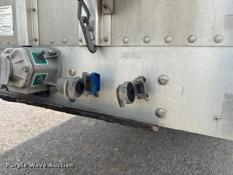 image for item ET6389 2020 Wilson PSDCL-402 livestock trailer