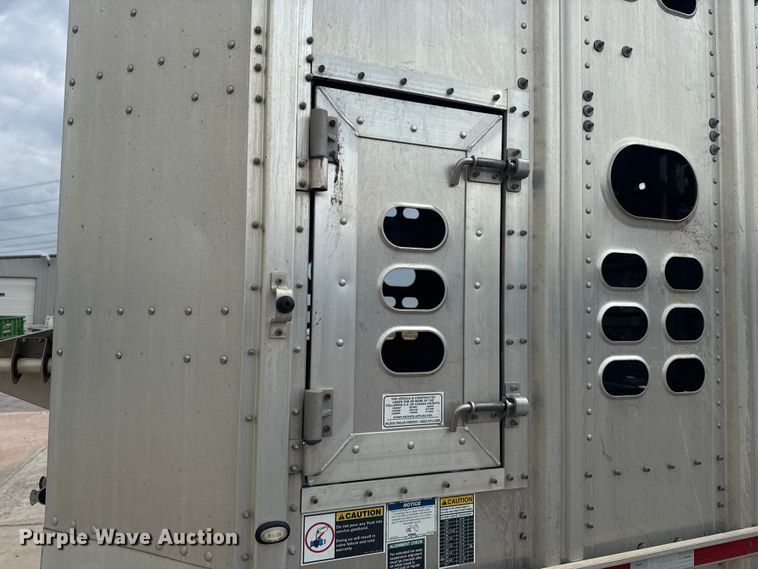 image for item ET6389 2020 Wilson PSDCL-402 livestock trailer