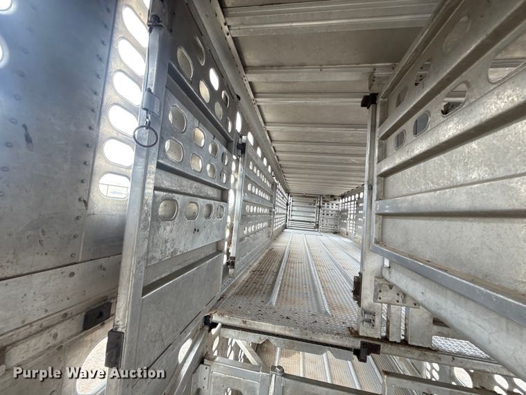 image for item ET6389 2020 Wilson PSDCL-402 livestock trailer