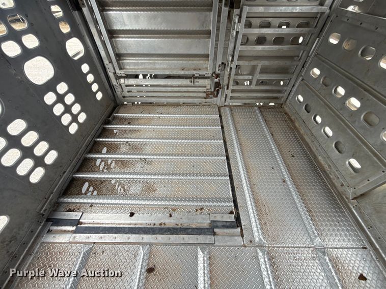 image for item ET6389 2020 Wilson PSDCL-402 livestock trailer