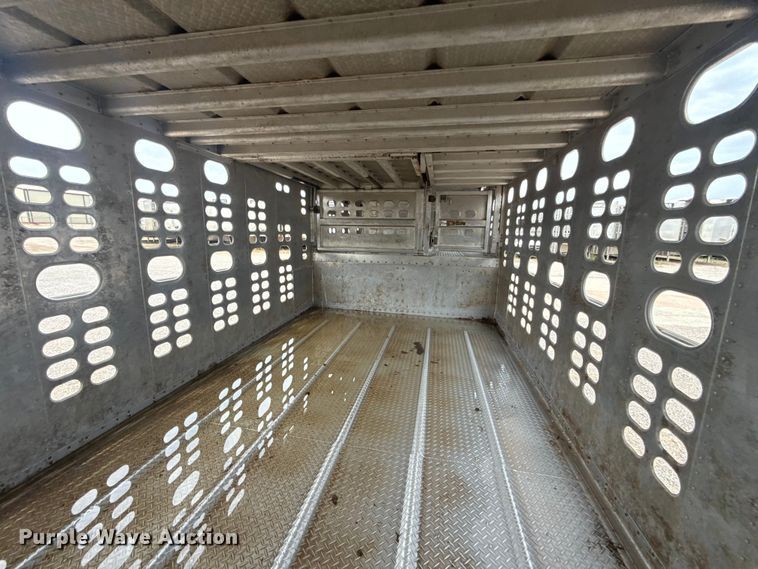 image for item ET6389 2020 Wilson PSDCL-402 livestock trailer