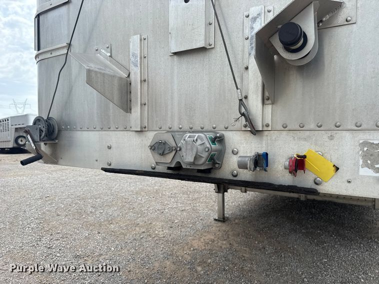 image for item ET6390 2019 Wilson PSDCL- 402 livestock trailer