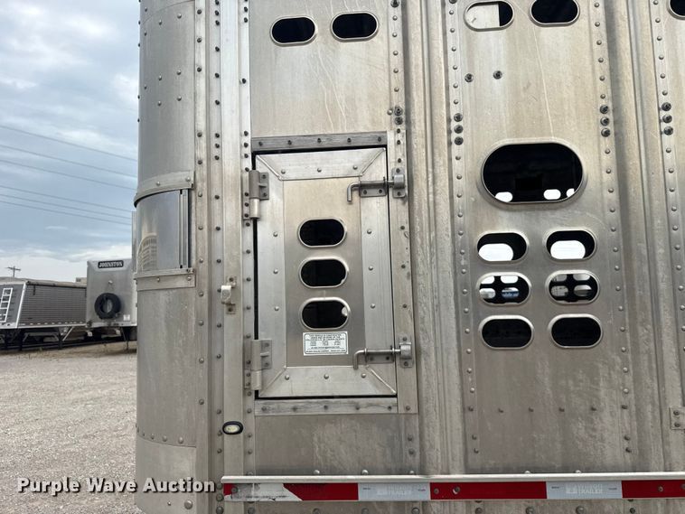 image for item ET6390 2019 Wilson PSDCL- 402 livestock trailer