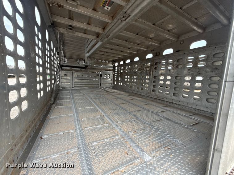 image for item ET6390 2019 Wilson PSDCL- 402 livestock trailer