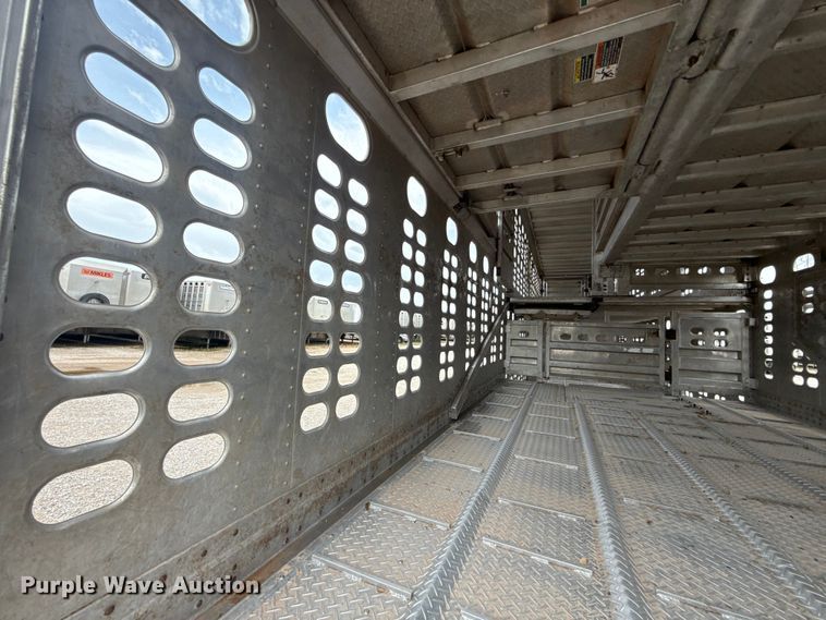 image for item ET6390 2019 Wilson PSDCL- 402 livestock trailer