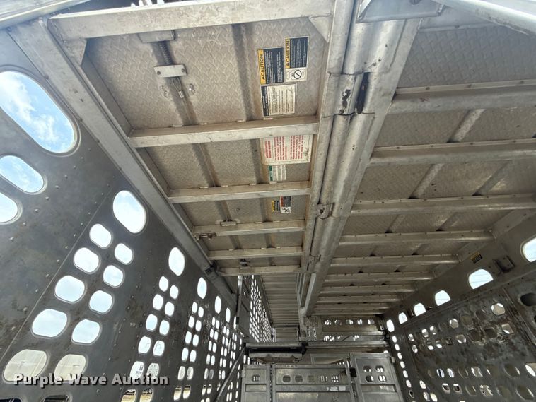 image for item ET6390 2019 Wilson PSDCL- 402 livestock trailer