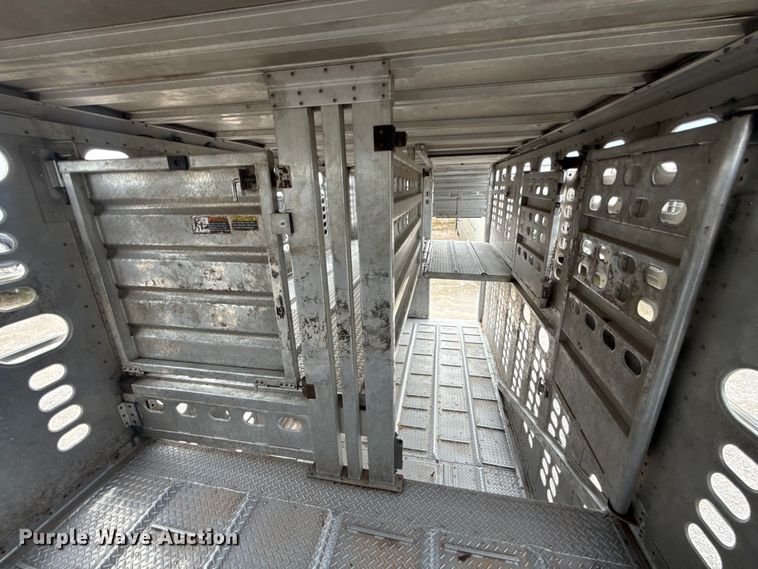 image for item ET6390 2019 Wilson PSDCL- 402 livestock trailer