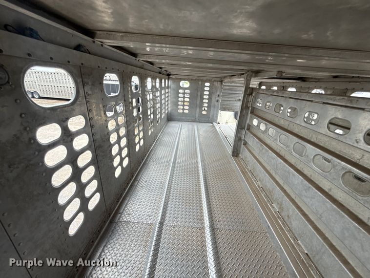 image for item ET6390 2019 Wilson PSDCL- 402 livestock trailer