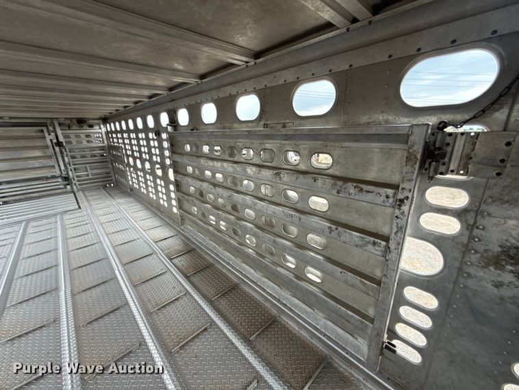 image for item ET6390 2019 Wilson PSDCL- 402 livestock trailer