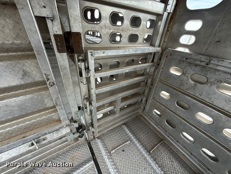 image for item ET6390 2019 Wilson PSDCL- 402 livestock trailer