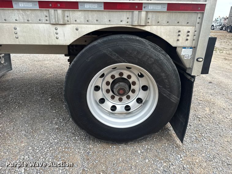 image for item ET6390 2019 Wilson PSDCL- 402 livestock trailer