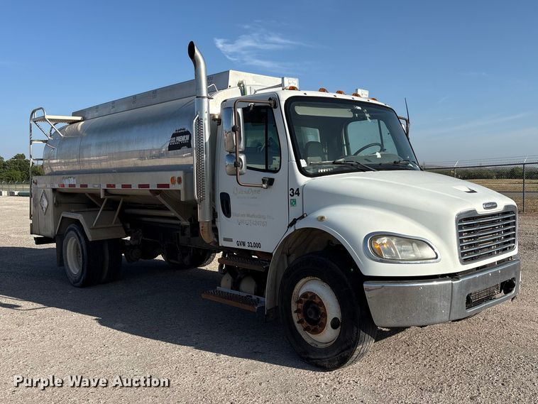 image for item EU5774 2007 Freightliner Business Class M2 fuel truck