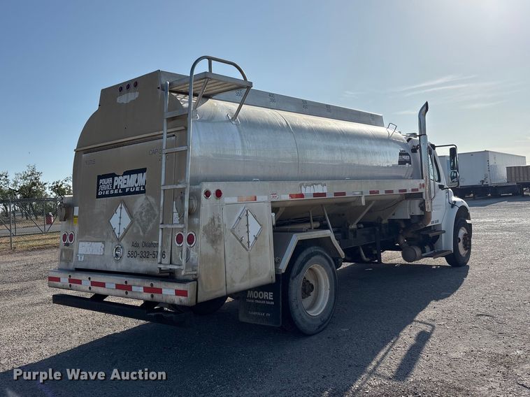 image for item EU5774 2007 Freightliner Business Class M2 fuel truck