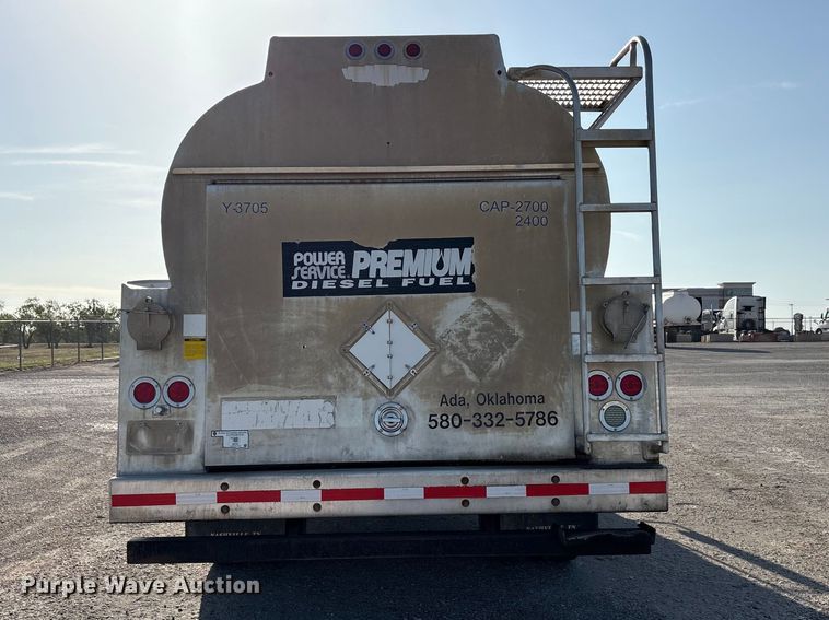 image for item EU5774 2007 Freightliner Business Class M2 fuel truck