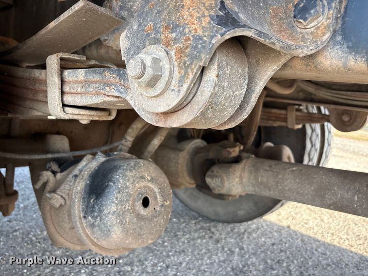 image for item EU5774 2007 Freightliner Business Class M2 fuel truck