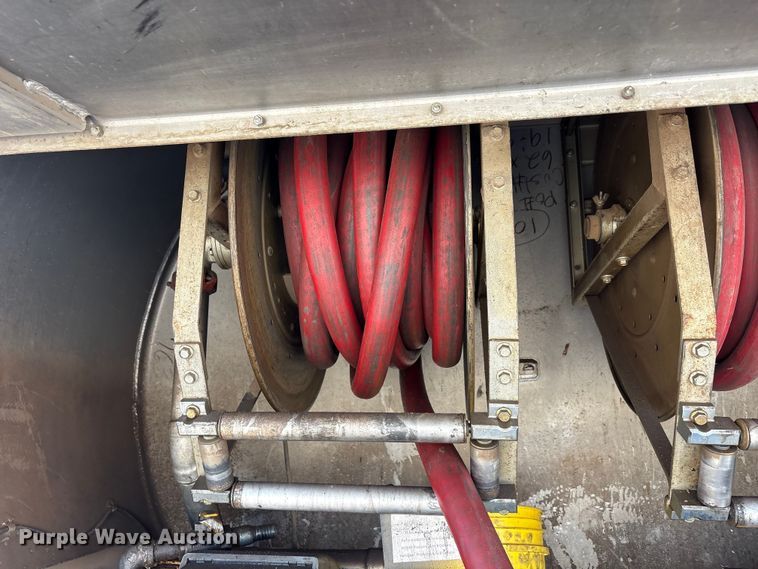 image for item EU5774 2007 Freightliner Business Class M2 fuel truck
