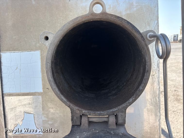 image for item EU5774 2007 Freightliner Business Class M2 fuel truck