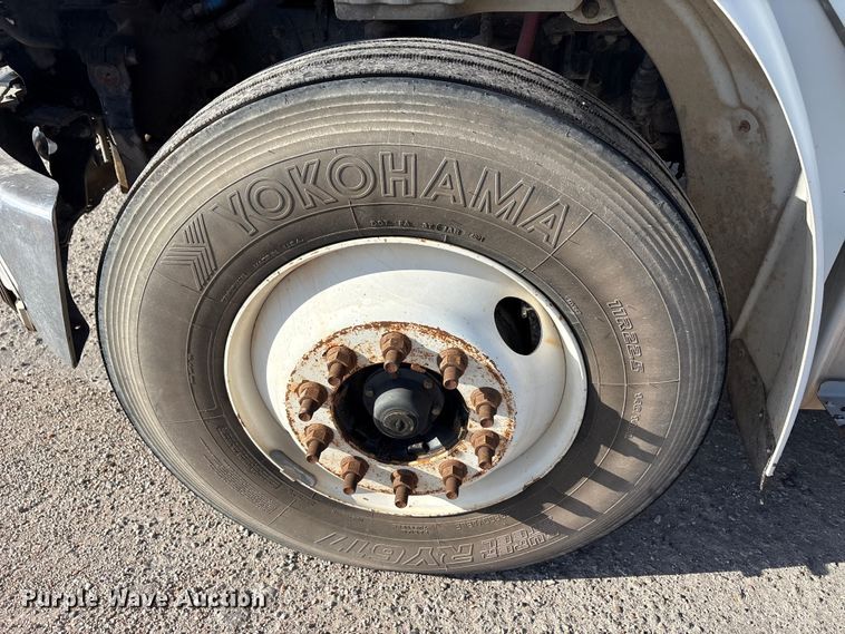 image for item EU5774 2007 Freightliner Business Class M2 fuel truck