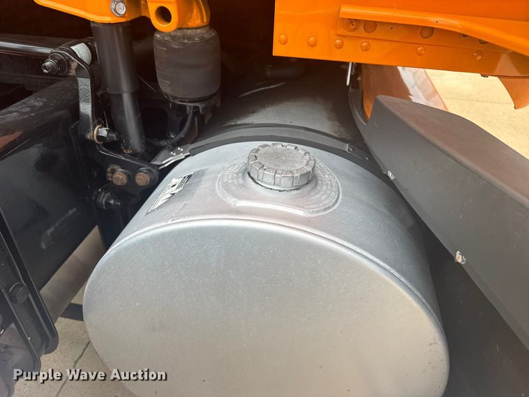 image for item EW4934 2017 Kenworth T680 semi truck