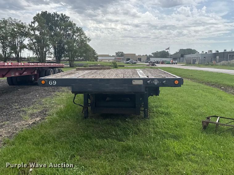 image for item EW4936 1995 Trail King TK70ES-483 drop deck equipment trailer