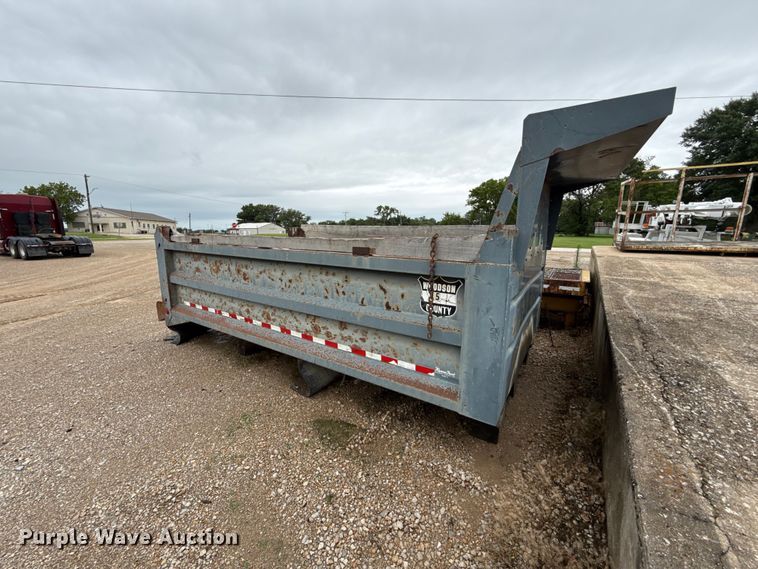 image for item EX2015 Dump bed