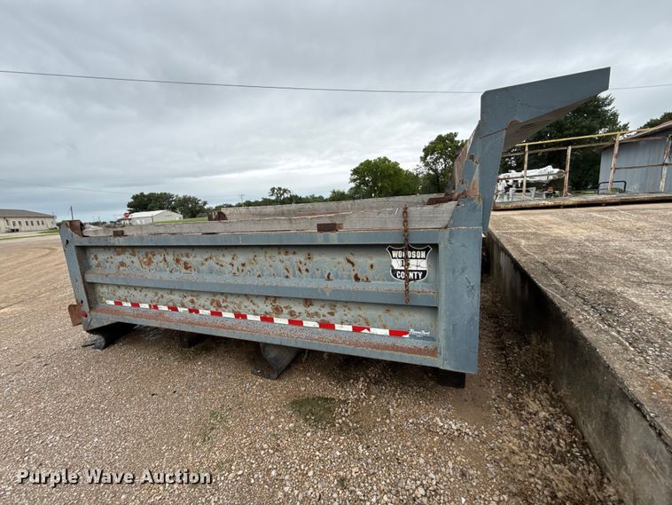 image for item EX2015 Dump bed