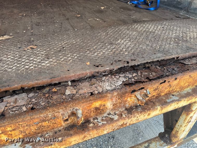 image for item FB5721 1996 Stoughton AVW-485T-S-C-AR dry van trailer
