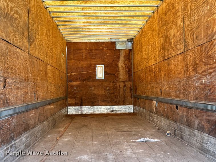 image for item FB5721 1996 Stoughton AVW-485T-S-C-AR dry van trailer