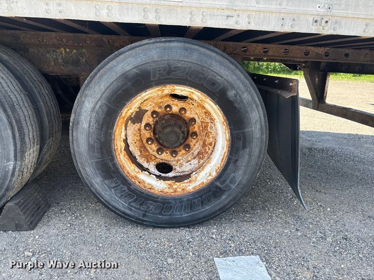 image for item FB5721 1996 Stoughton AVW-485T-S-C-AR dry van trailer