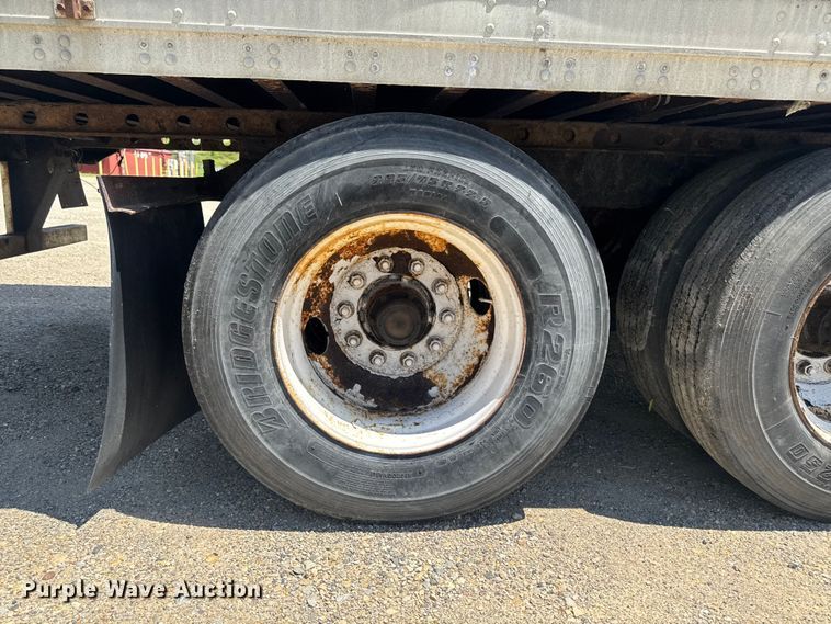image for item FB5721 1996 Stoughton AVW-485T-S-C-AR dry van trailer