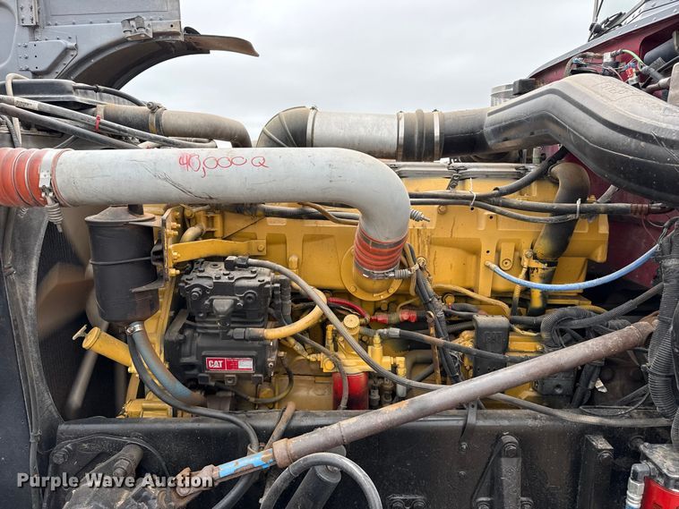 image for item FB6778 2003 Peterbilt 379 winch truck