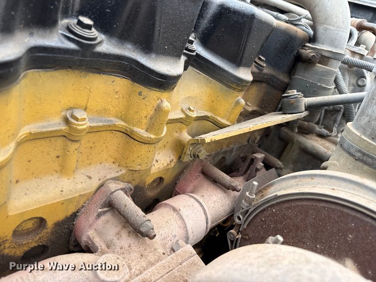 image for item FB6778 2003 Peterbilt 379 winch truck