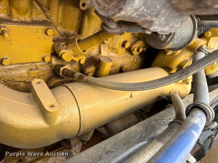 image for item FB6778 2003 Peterbilt 379 winch truck