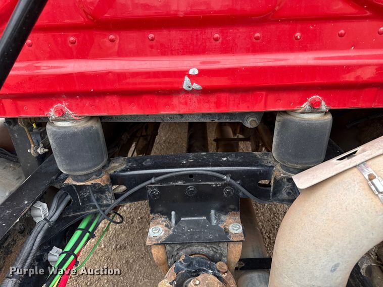 image for item FB6790 2014 Freightliner semi truck