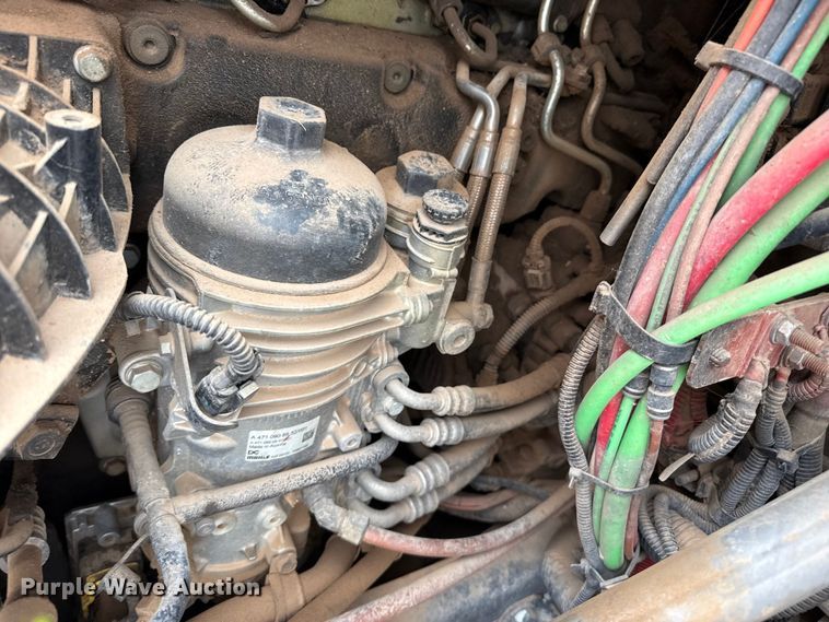 image for item FB6790 2014 Freightliner semi truck