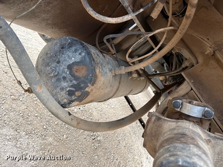image for item FB6791 1999 Kenworth W900B semi truck