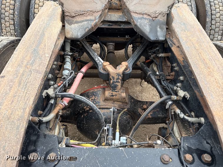 image for item FB6791 1999 Kenworth W900B semi truck