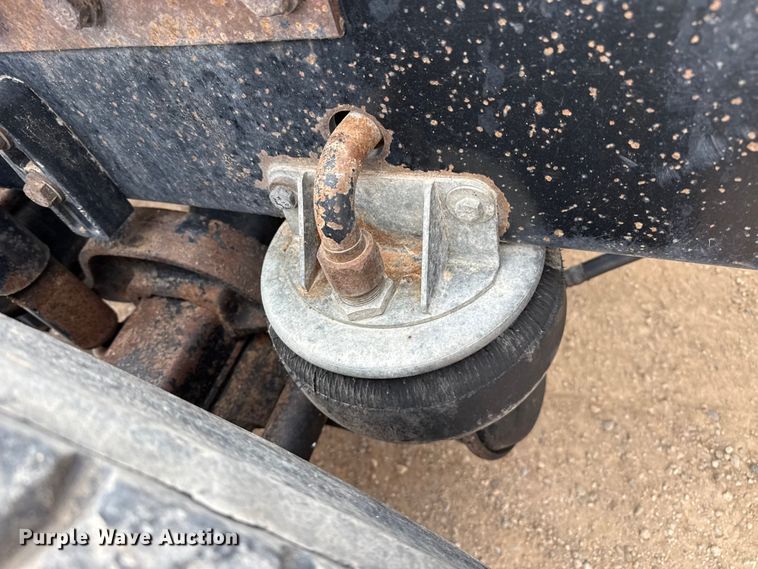 image for item FB6795 1999 Kenworth W900B semi truck