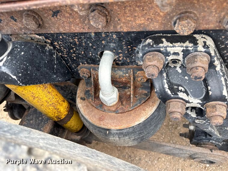 image for item FB6795 1999 Kenworth W900B semi truck