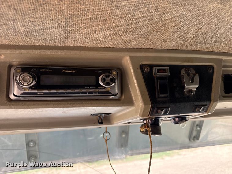 image for item FB6795 1999 Kenworth W900B semi truck