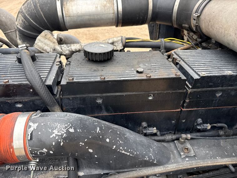image for item FB6795 1999 Kenworth W900B semi truck