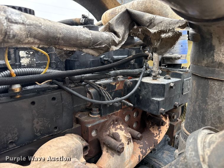 image for item FB6795 1999 Kenworth W900B semi truck