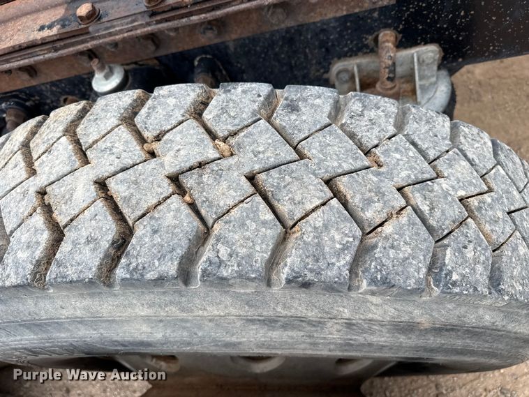 image for item FB6795 1999 Kenworth W900B semi truck