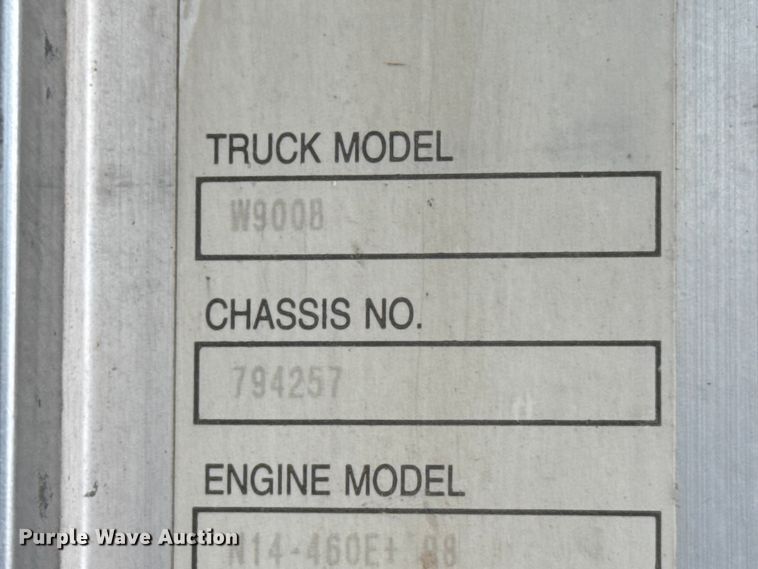 image for item FB6795 1999 Kenworth W900B semi truck