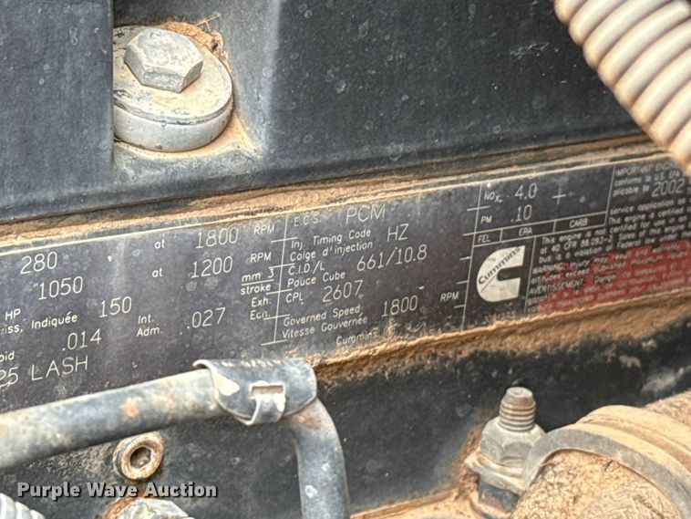 image for item FB6799 2003 Freightliner semi truck