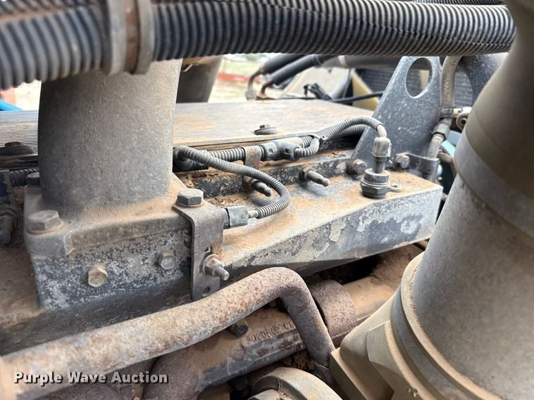 image for item FB6799 2003 Freightliner semi truck
