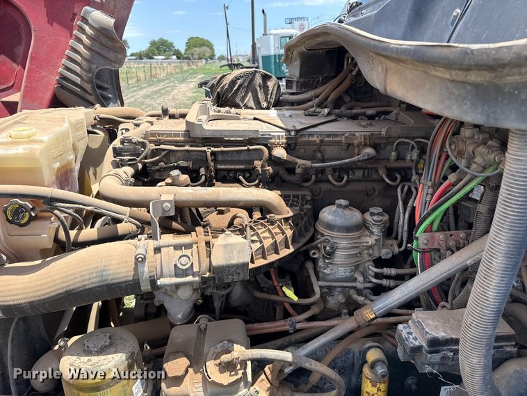 image for item FB6800 2014 Freightliner semi truck