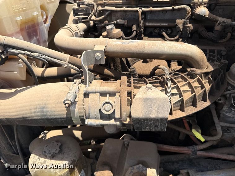 image for item FB6800 2014 Freightliner semi truck