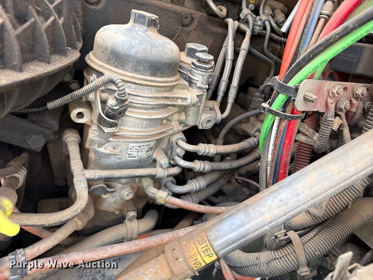 image for item FB6800 2014 Freightliner semi truck